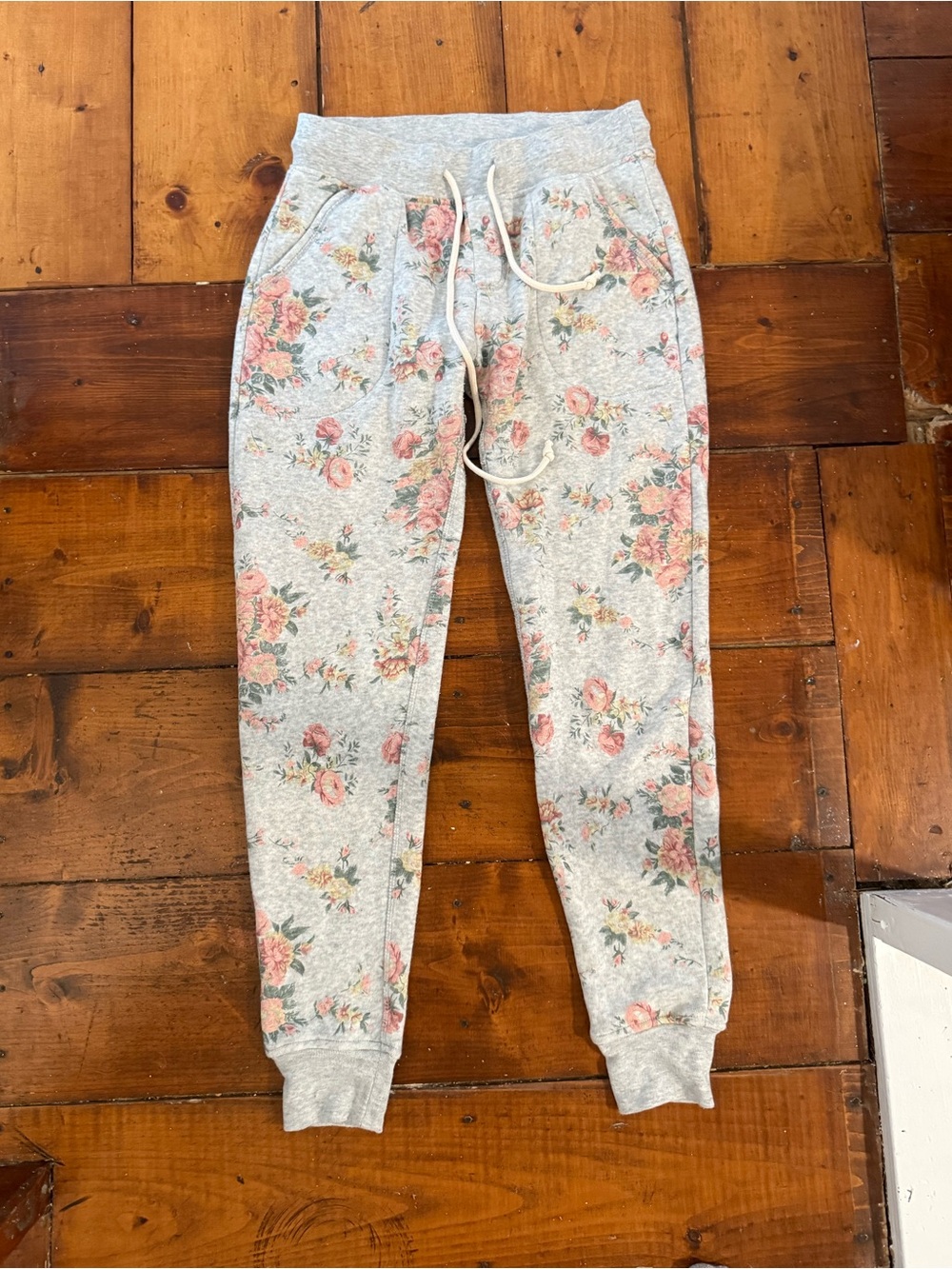 Alternative Apparel Gray & Pink Floral Fleece Joggers - Size Small